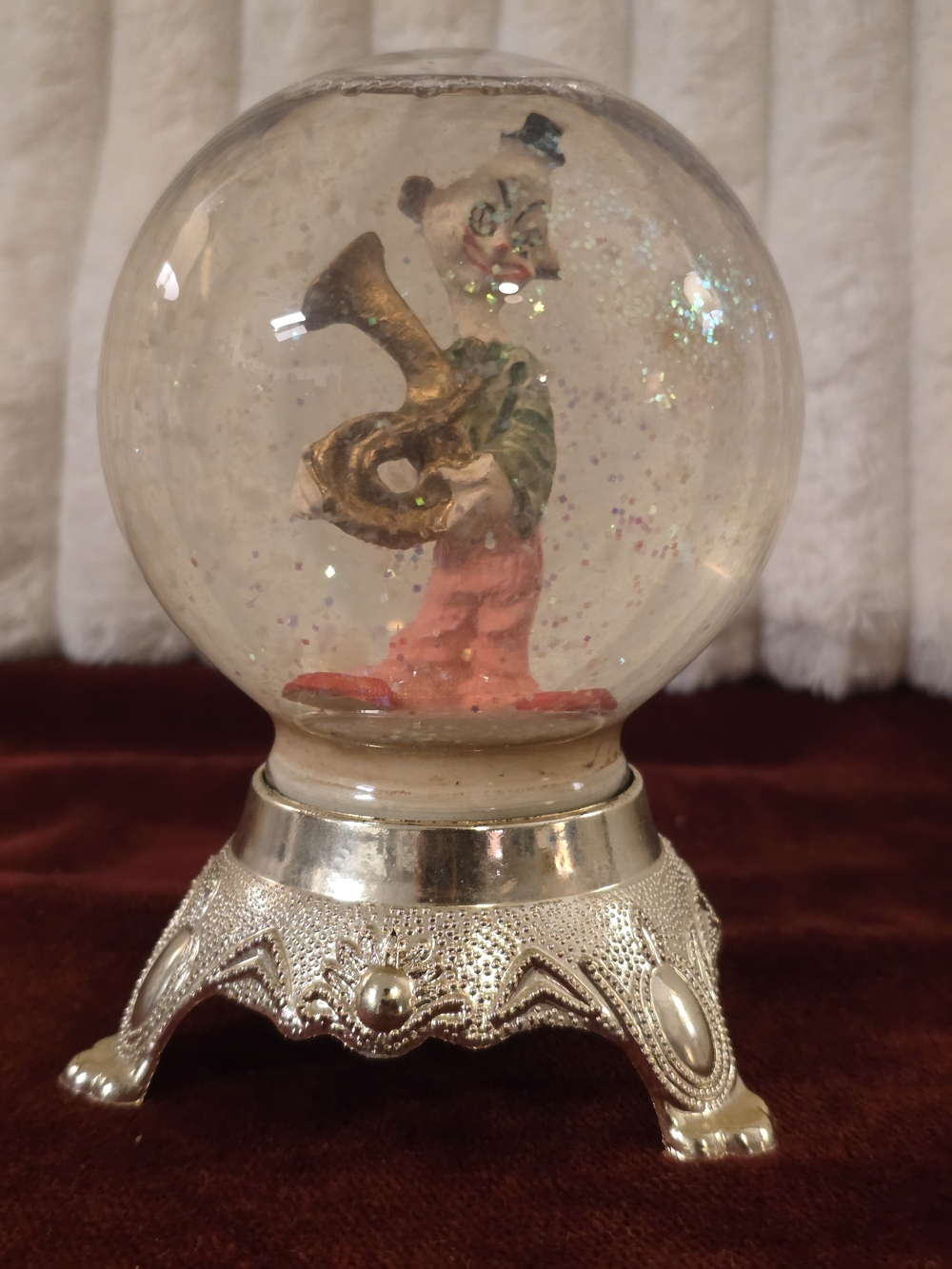 Vintage 1980s Eleco Clown Snow Globe Music Box Glitter Dome Silver Base 5.5"